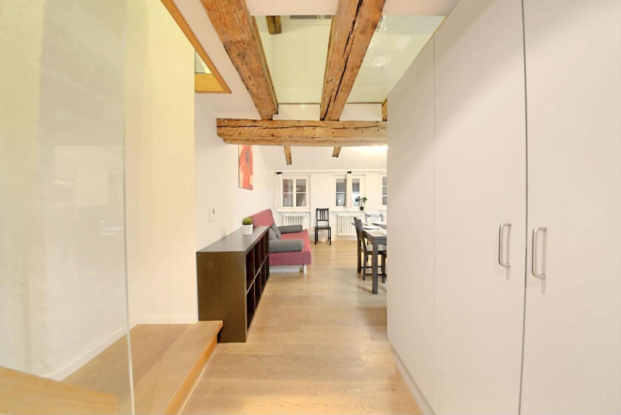 Hitrental Schmidgasse - Apartments Zürih Dış mekan fotoğraf