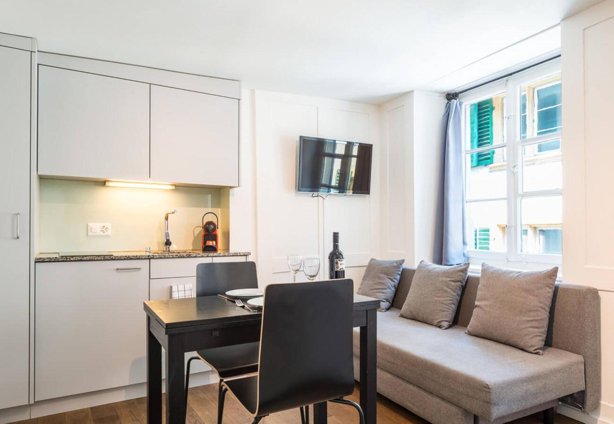 Hitrental Schmidgasse - Apartments Zürih Dış mekan fotoğraf