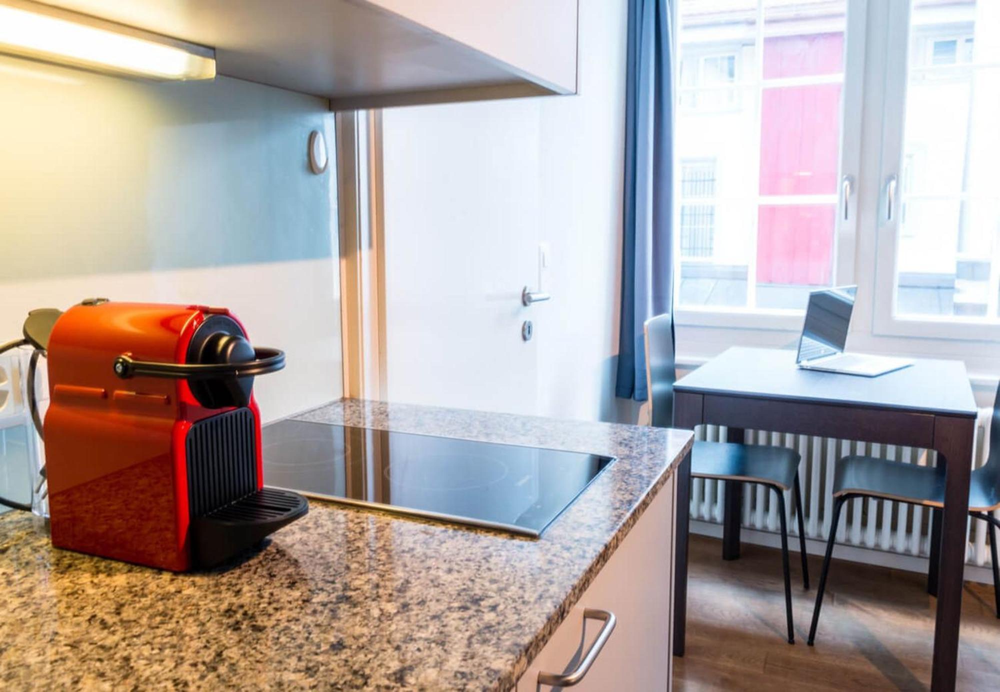 Hitrental Schmidgasse - Apartments Zürih Dış mekan fotoğraf