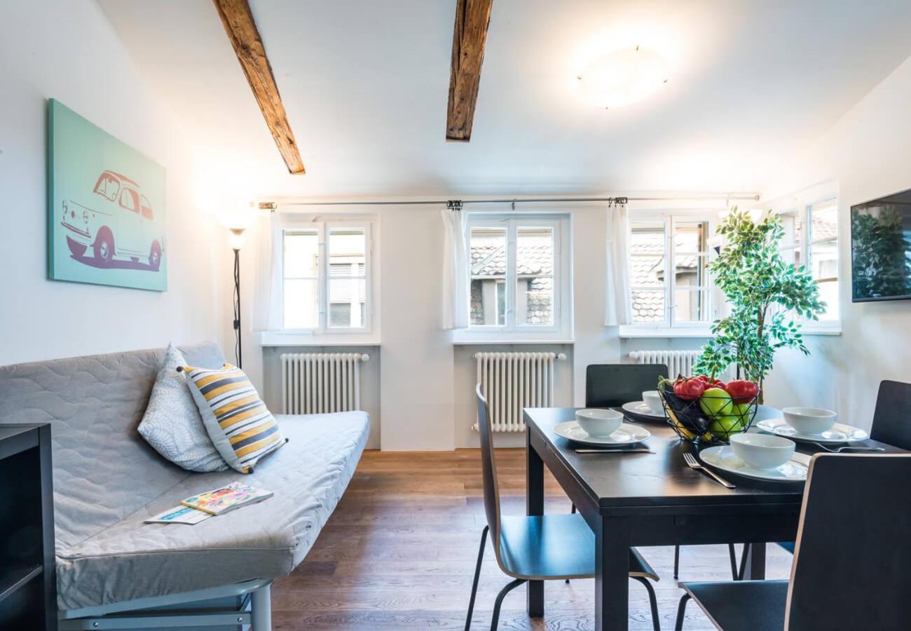 Hitrental Schmidgasse - Apartments Zürih Dış mekan fotoğraf