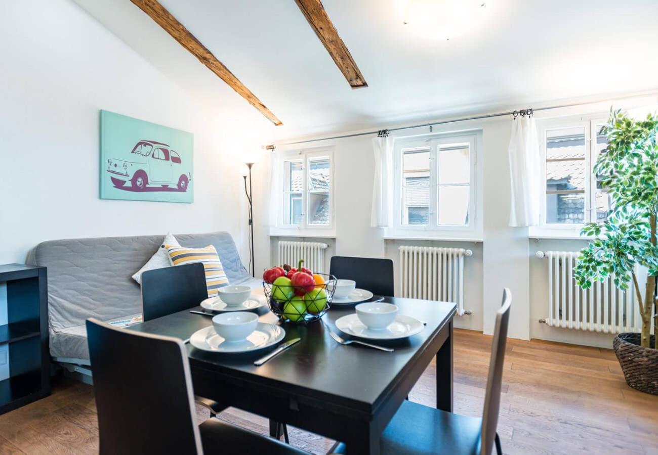 Hitrental Schmidgasse - Apartments Zürih Dış mekan fotoğraf